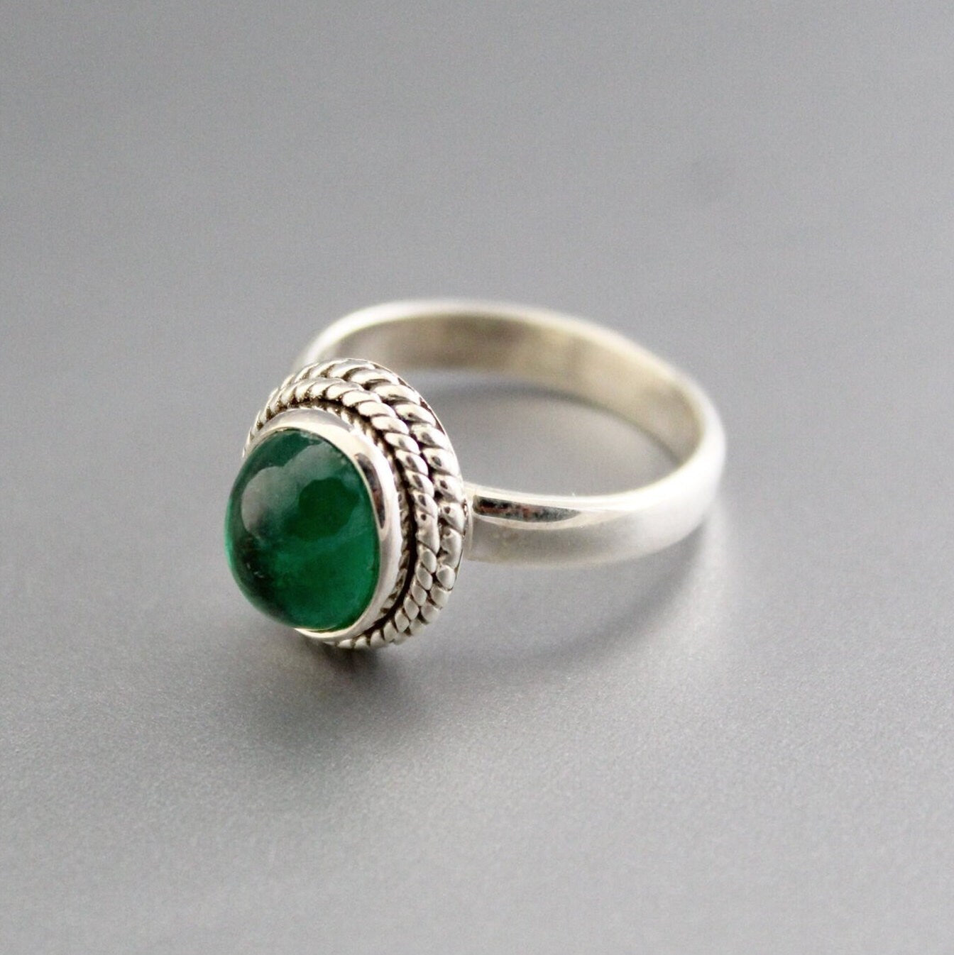 Emerald Ring, 925 Sterling Silver Rings, May Birthstone Jewelry, Handmade Vintage Jewelry, Birthstone Ring, Dainty Ring, Stacking Ring