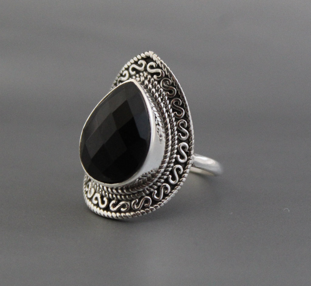 Black Onyx Ring, Sterling Silver Statement Ring, Boho Vintage Jewelry, Handmade Bold Gemstone Ring, Gift for Her, Gothic Jewelry