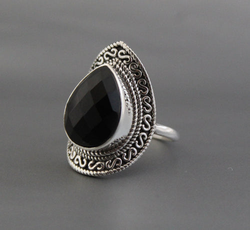 Black Onyx Ring, Sterling Silver Statement Ring, Boho Vintage Jewelry, Handmade Bold Gemstone Ring, Gift for Her, Gothic Jewelry