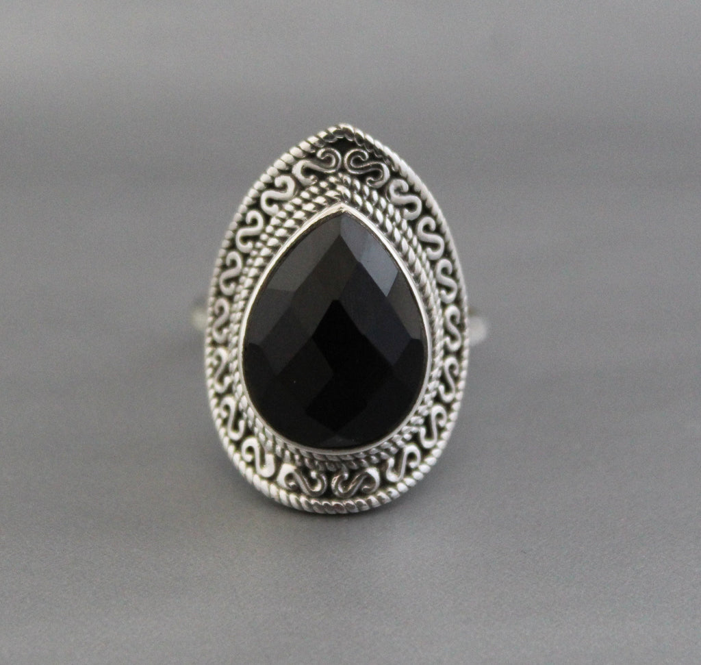 Black Onyx Ring, Sterling Silver Statement Ring, Boho Vintage Jewelry, Handmade Bold Gemstone Ring, Gift for Her, Gothic Jewelry