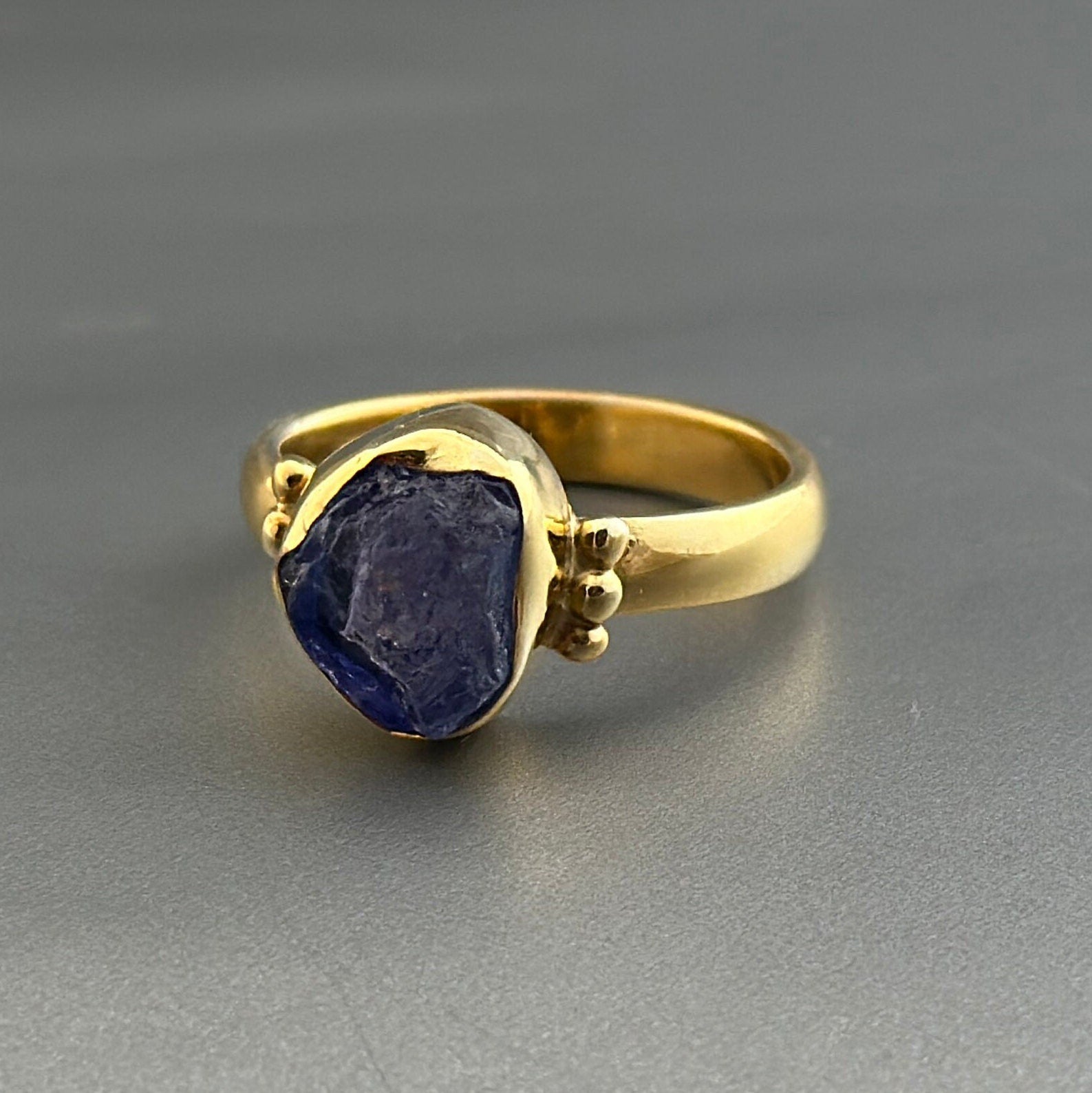Raw Tanzanite Ring, 18K Gold Vermiel, Handmade Boho Jewelry, Unique Statement Ring, Nature Jewelry, Gift Ring