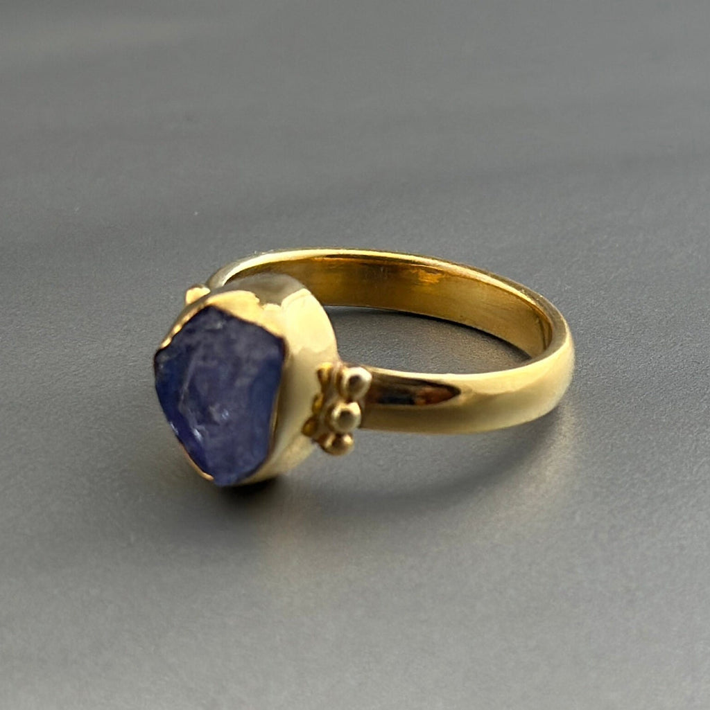 Raw Tanzanite Ring, 18K Gold Vermiel, Handmade Boho Jewelry, Unique Statement Ring, Nature Jewelry, Gift Ring