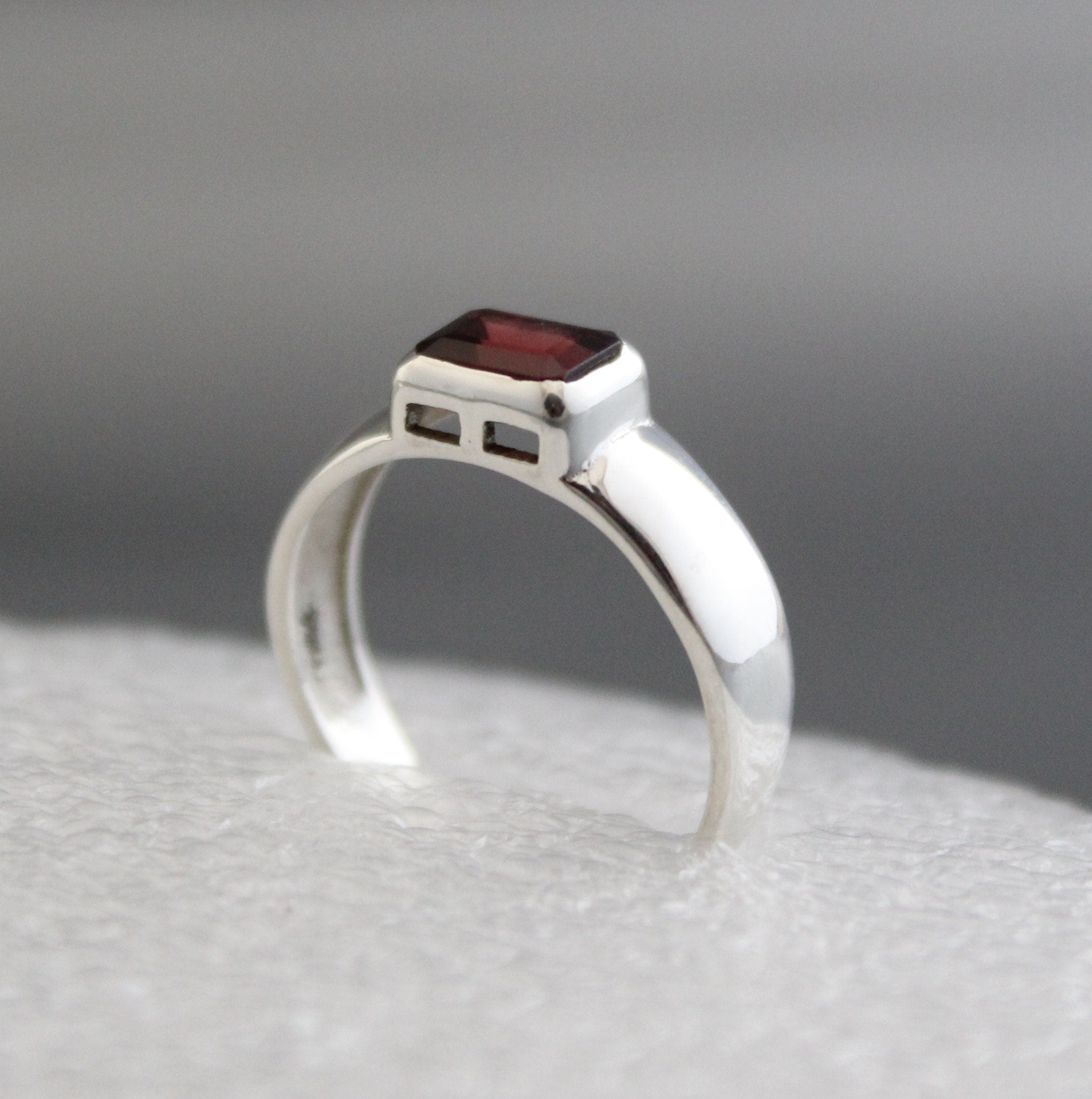 January Birthstone Garnet Ring, 14K Gold, Bridal Jewelry, Passion Stone, Gift For Mom