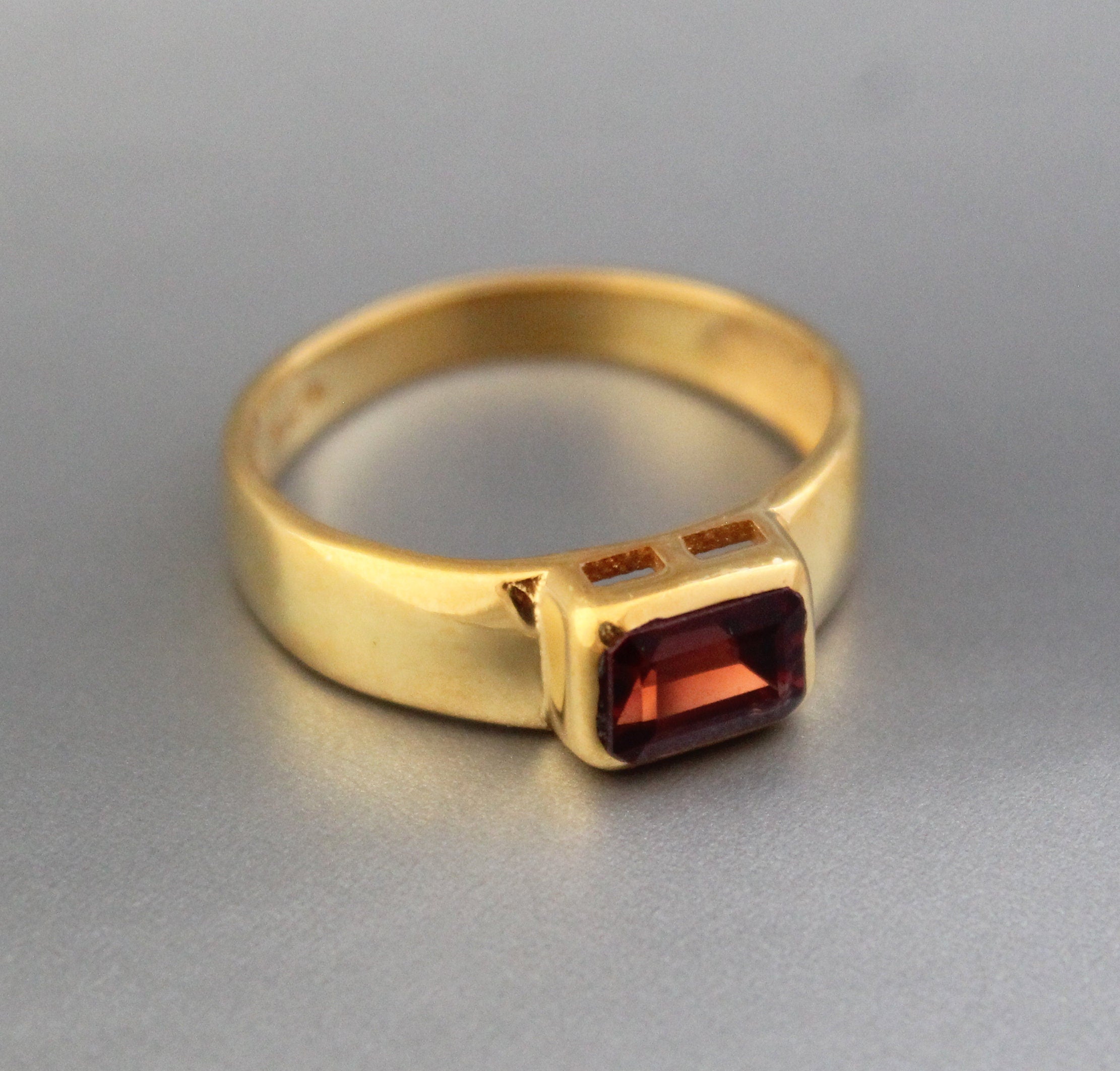 Handmade Garnet Ring, 18k Gold Plated, January Birthstone Jewelry, Genuine Red Garnet Signet Ring 925 Sterling Silver