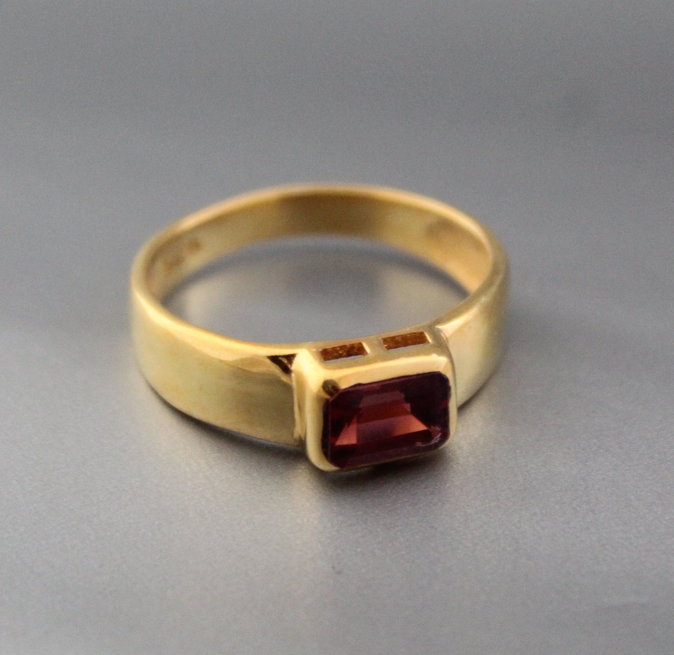 Handmade Garnet Ring, 18k Gold Plated, January Birthstone Jewelry, Genuine Red Garnet Signet Ring 925 Sterling Silver