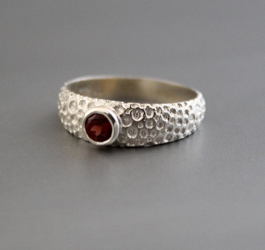 Natural Garnet Ring, January Birthstone, Gemstone Ring, 925 Sterling Silver Red Gemstone Engagement Ring, Dainty Ring