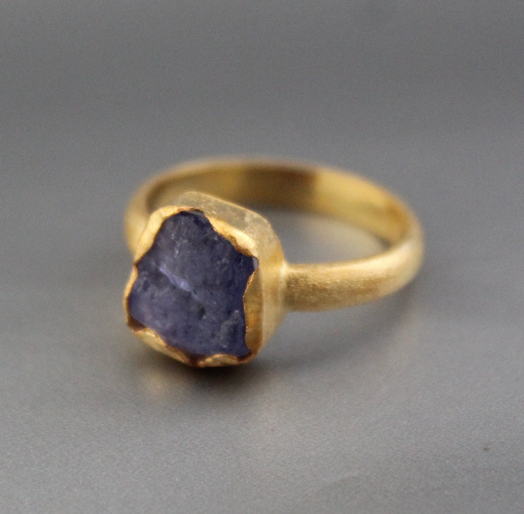 Raw Tanzanite Ring, Raw Stone, Rings for Women, Gift For Her, Raw Crystal Ring, Minimalist Ring, Handmade Jewelry, Birthstone Jewelry