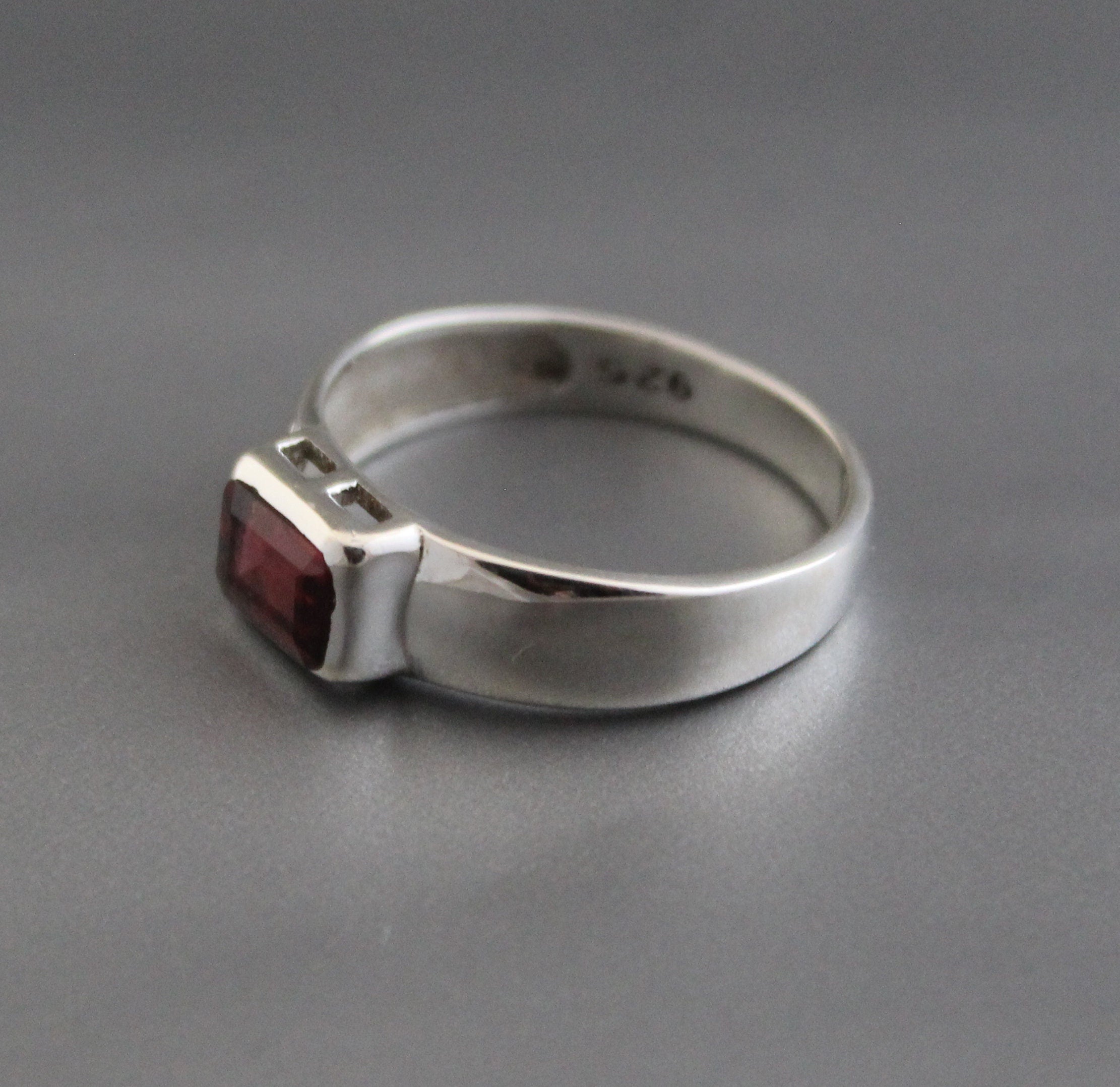 January Birthstone Garnet Ring, 14K Gold, Bridal Jewelry, Passion Stone, Gift For Mom