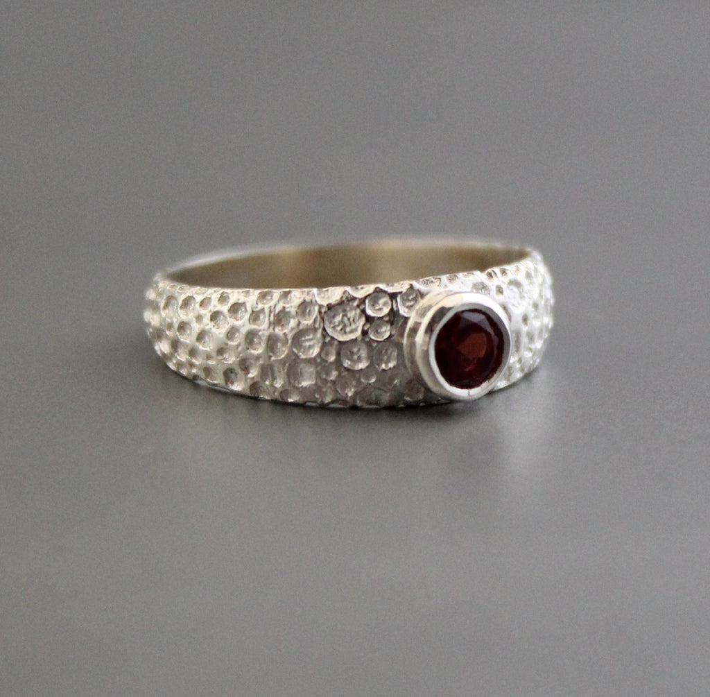 Natural Garnet Ring, January Birthstone, Gemstone Ring, 925 Sterling Silver Red Gemstone Engagement Ring, Dainty Ring