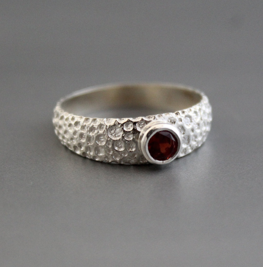 Natural Garnet Ring, January Birthstone, Gemstone Ring, 925 Sterling Silver Red Gemstone Engagement Ring, Dainty Ring