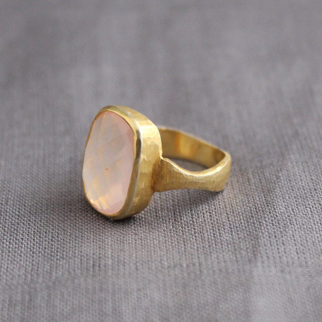 Rose Quartz Ring Gold, pink quartz ring, January Birthstone, unique ring Gift, Quartz Gemstone Ring
