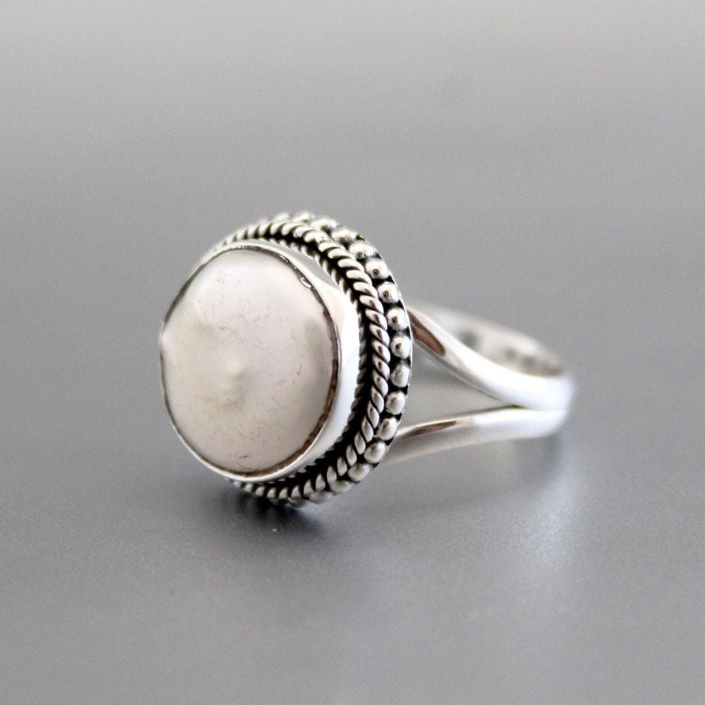 Vintage Pearl Ping, Statement Ring, Engagement Ring, Freshwater Pearl Ring, June Birthstone, Mother's Day Gift For Her, pearlrings