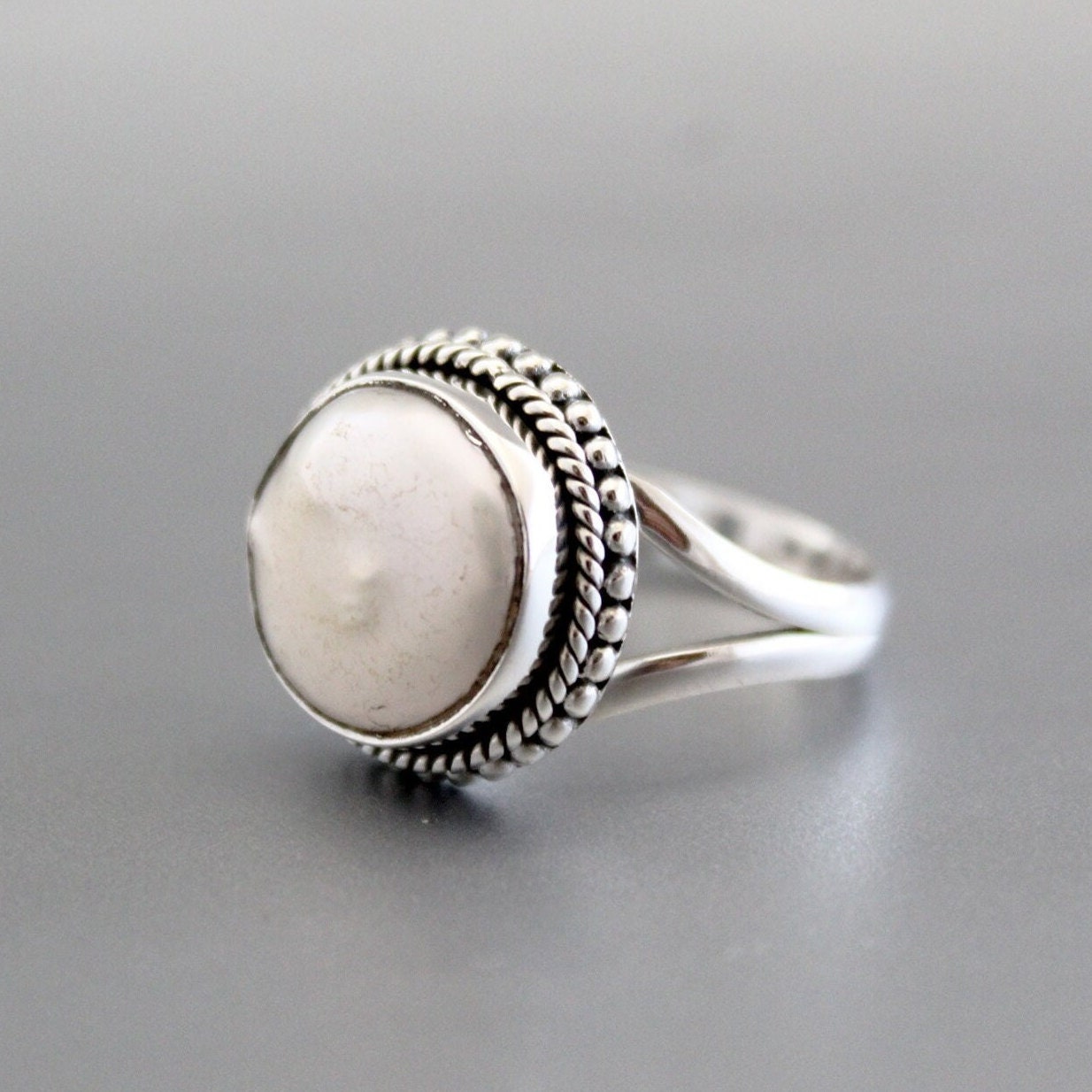 Vintage Pearl Ping, Statement Ring, Engagement Ring, Freshwater Pearl Ring, June Birthstone, Mother's Day Gift For Her, pearlrings