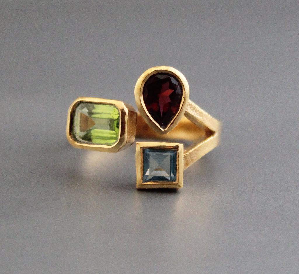 Peridot Garnet Blue Topaz Ring, Adjustable Gemstone Band, Multi Ring, Vintage Gemstone Stacking Ring, Art Deco Jewelry, Girlfriend Gifts