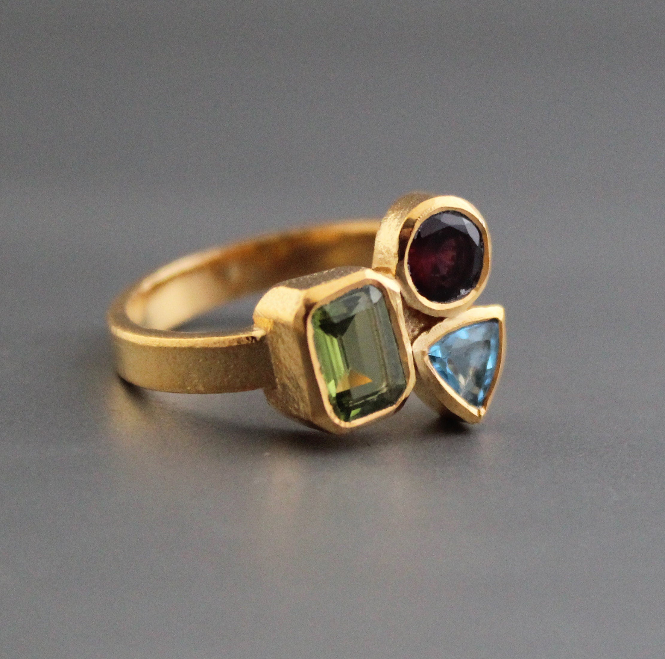 Unique Birthstone Ring, Personalized custom Three stone ring, Multi Stone Ring, Natural Gemstone Ring, Garnet Peridot Blue Topaz