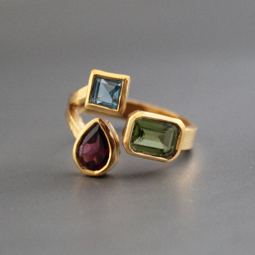 Peridot Garnet Blue Topaz Ring, Adjustable Gemstone Band, Multi Ring, Vintage Gemstone Stacking Ring, Art Deco Jewelry, Girlfriend Gifts