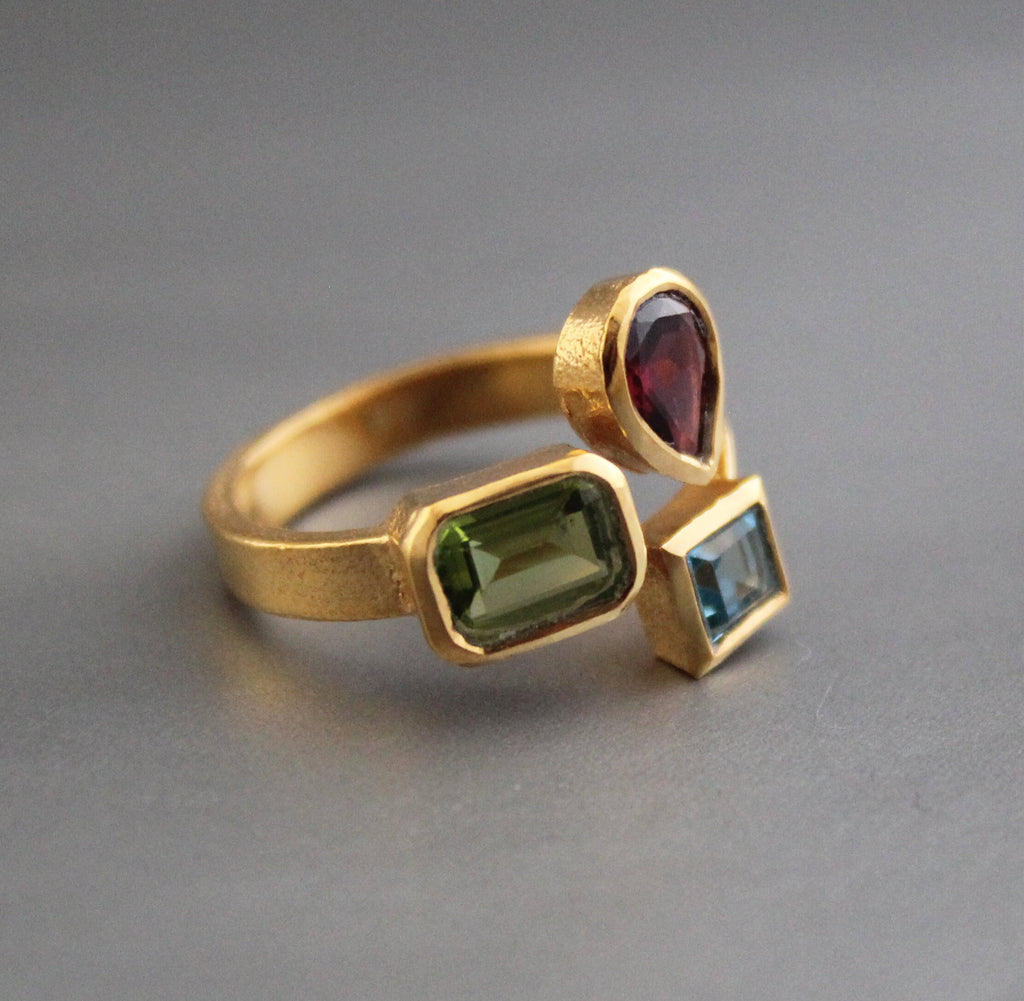 Peridot Garnet Blue Topaz Ring, Adjustable Gemstone Band, Multi Ring, Vintage Gemstone Stacking Ring, Art Deco Jewelry, Girlfriend Gifts