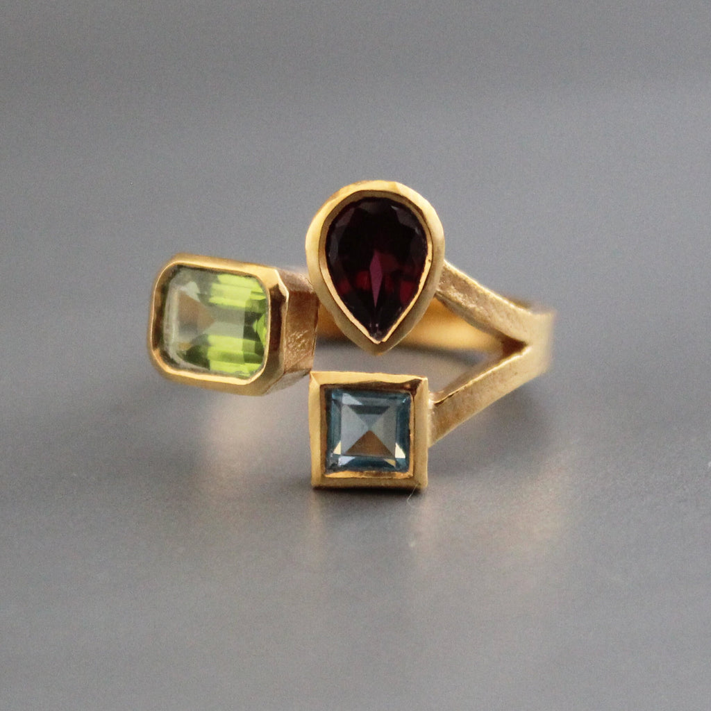 Peridot Garnet Blue Topaz Ring, Adjustable Gemstone Band, Multi Ring, Vintage Gemstone Stacking Ring, Art Deco Jewelry, Girlfriend Gifts