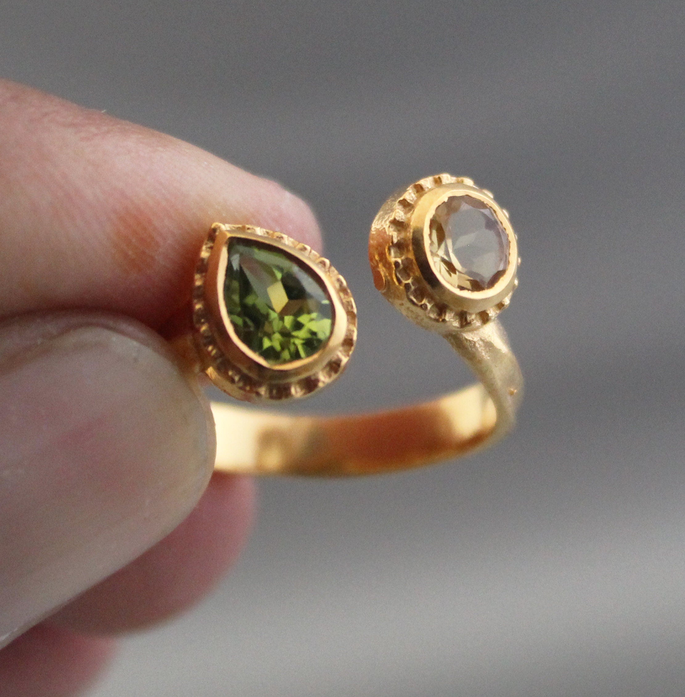 18K Gold Citrine Peridot Ring, Adjustable Gemstone Band, Birthstone ring, Birthday Gifts for her, Multi Stone Ring