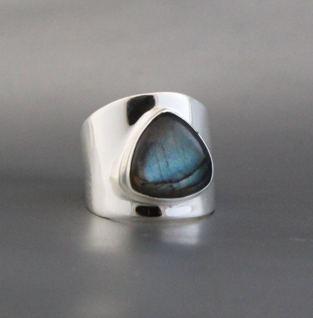 Sterling Silver Labradorite Ring: Trillion Cut Birthstone Jewelry