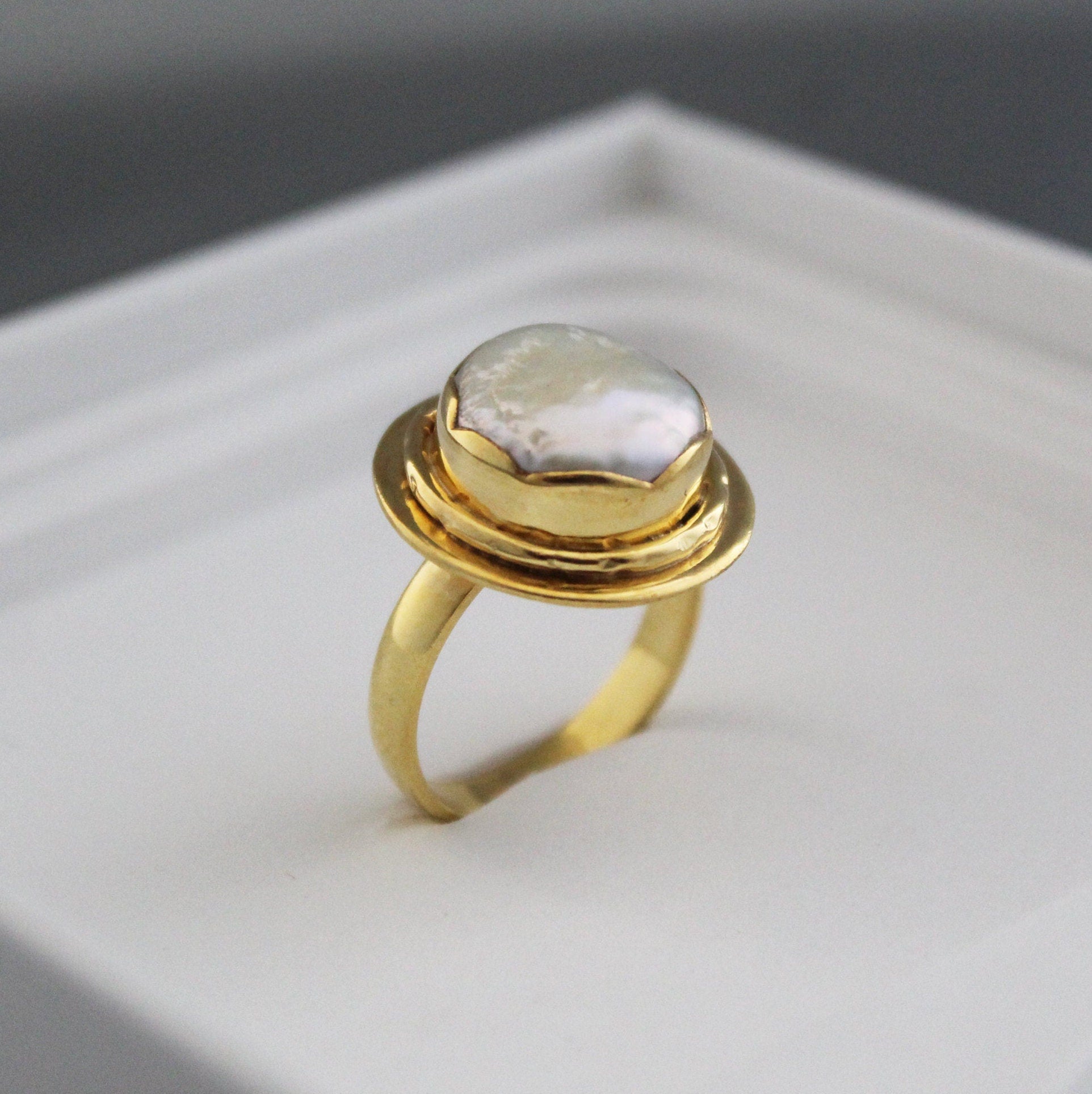 18K Gold Victorian Pearl Ring, Vintage Pearl Ping, Statement Ring, Freshwater Pearl Ring, pearlrings