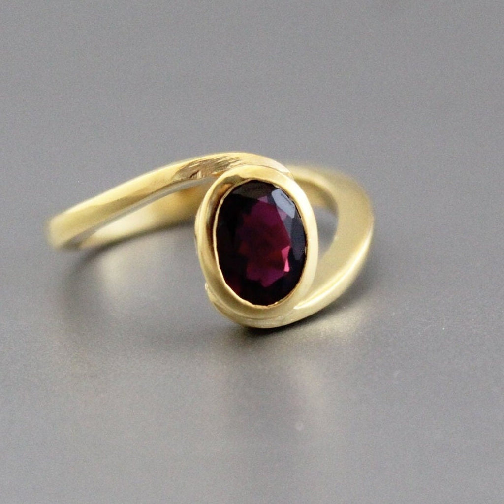 Natural Garnet Ring, Dainty Silver January Birthstone, Gold Filled Ring, Nature Inspire Ring, Gift For Her