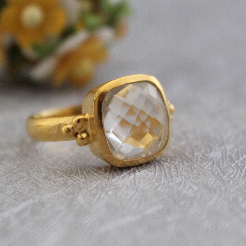 Clear Quartz Ring Gift For Friend, 925 Sterling Silver, Bridesmaid Gift, April Birthstone, Healing Crystal Jewelry, 18K Gold Micron Plated