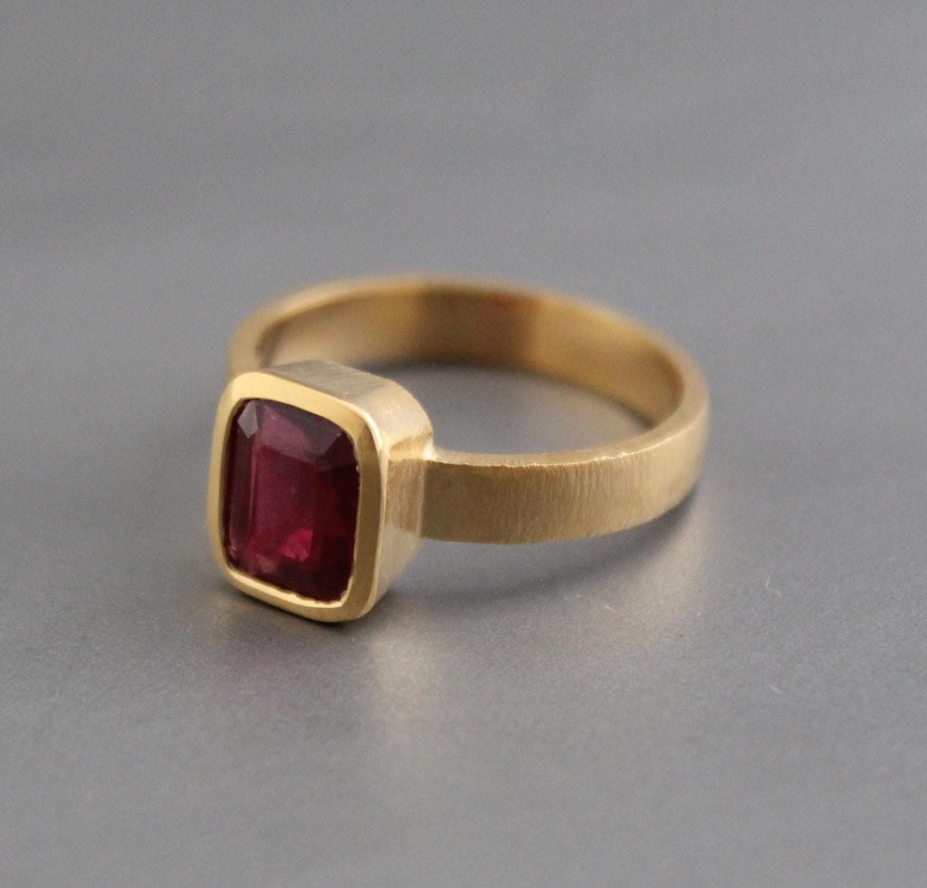 Natural Ruby Ring: Handmade 18K Gold Solitaire, Bohemian Statement Ring, Red Gemstone Ring, July Birthstone Jewelry