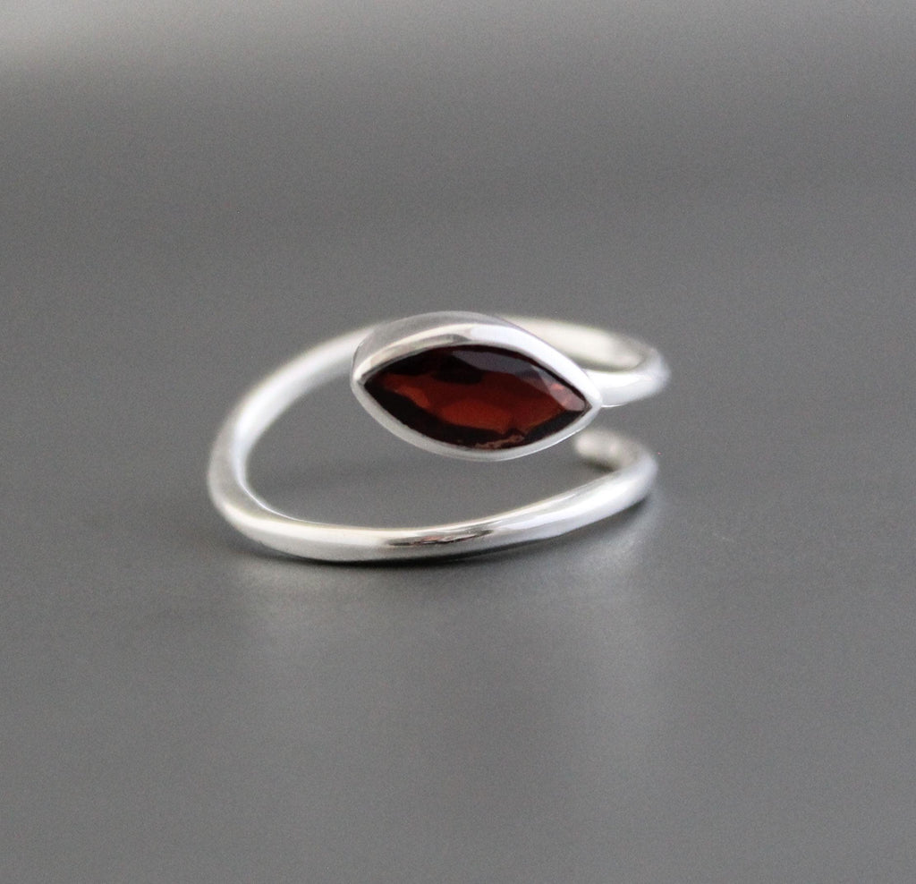Garnet Dainty Ring, Sterling Silver 925 Garnet Ring, Nature Inspire Ring, Gift For Her, January Birthstone Ring