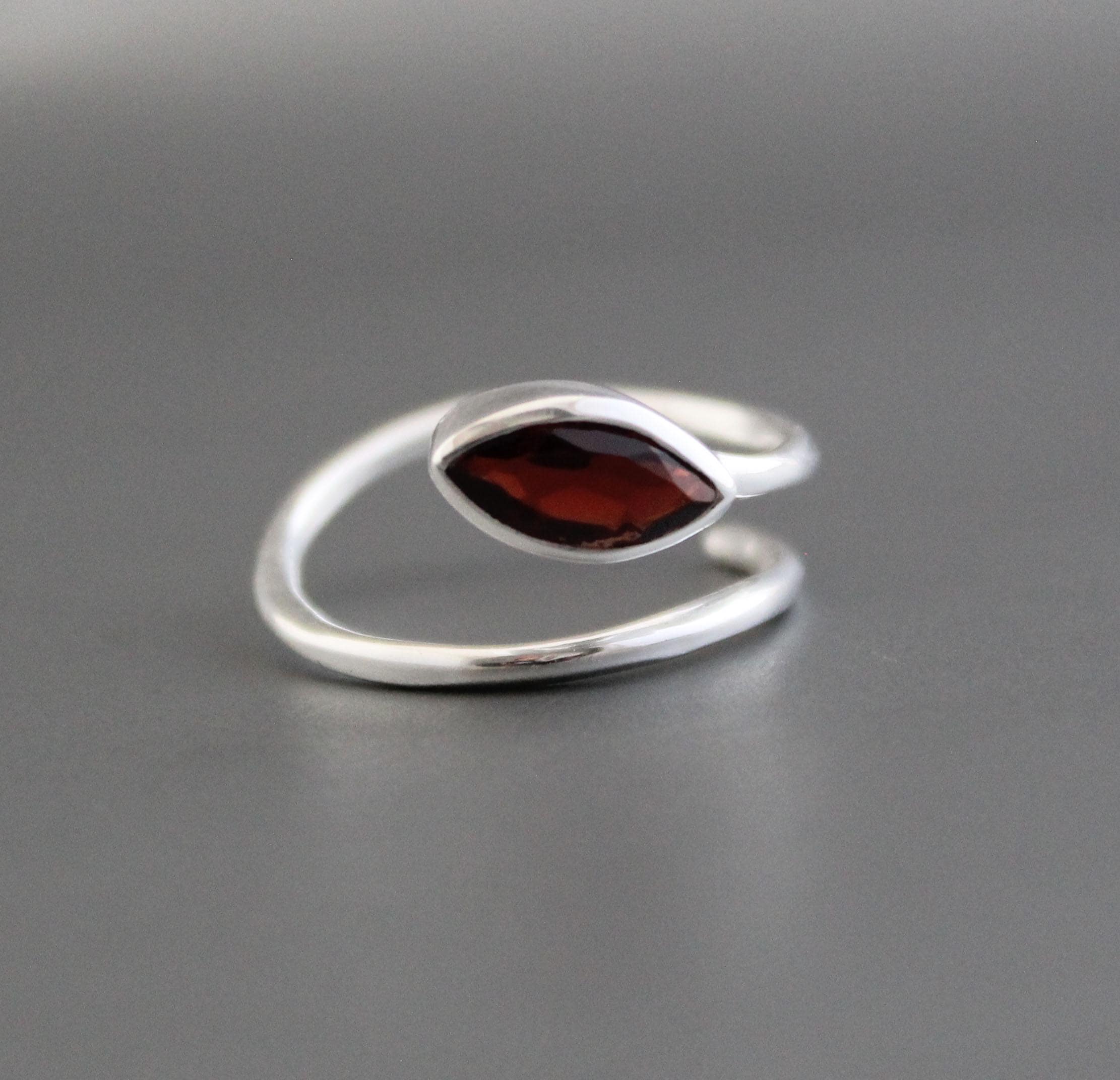 Garnet Dainty Ring, Sterling Silver 925 Garnet Ring, Nature Inspire Ring, Gift For Her, January Birthstone Ring