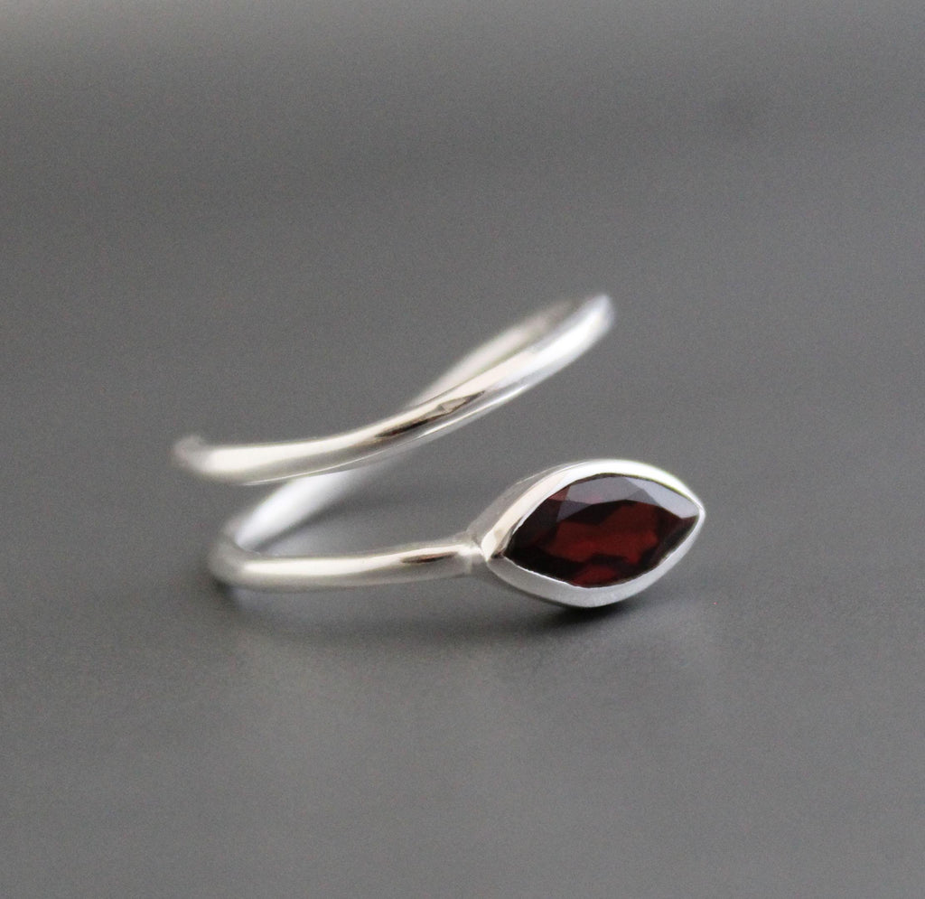Garnet Dainty Ring, Sterling Silver 925 Garnet Ring, Nature Inspire Ring, Gift For Her, January Birthstone Ring