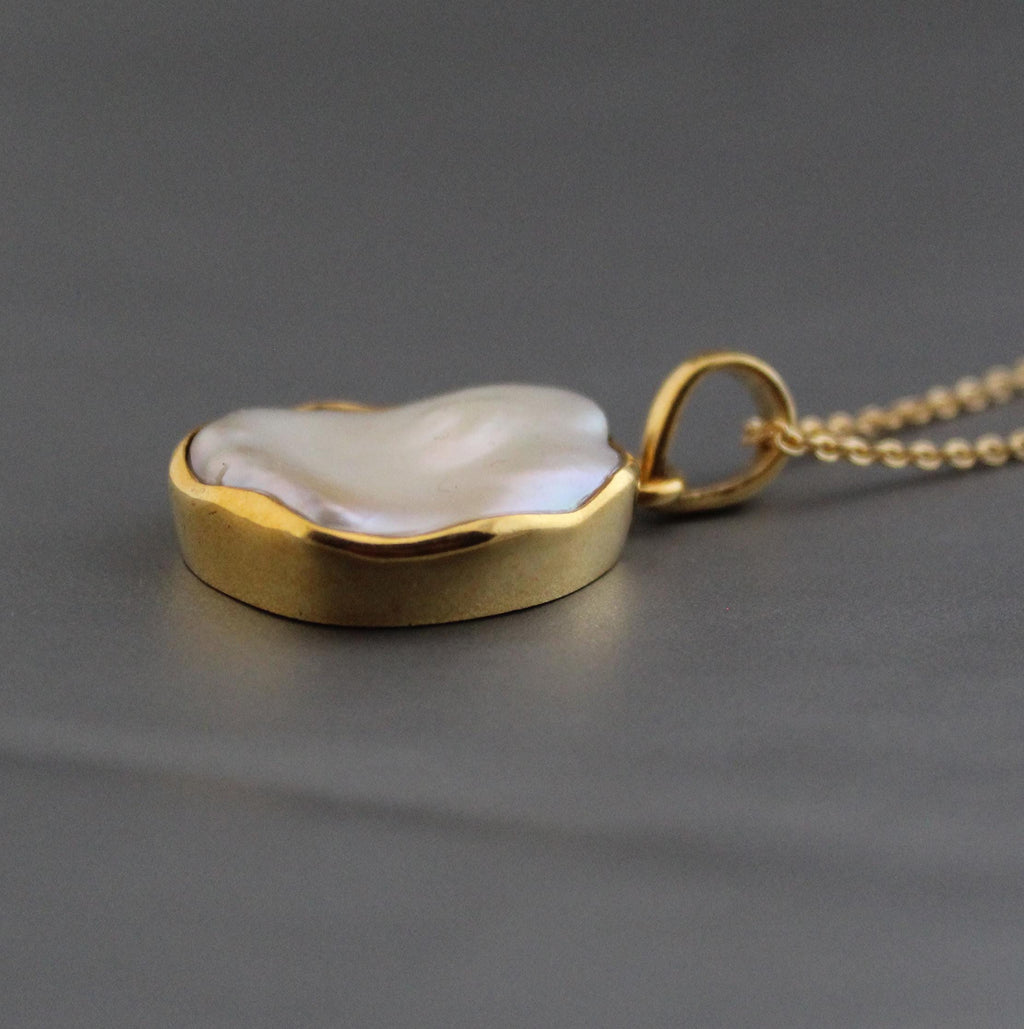 Natural Keshi Pearl Necklace in gold, Unique necklace, Unisex Necklace, 14k pearl necklace
