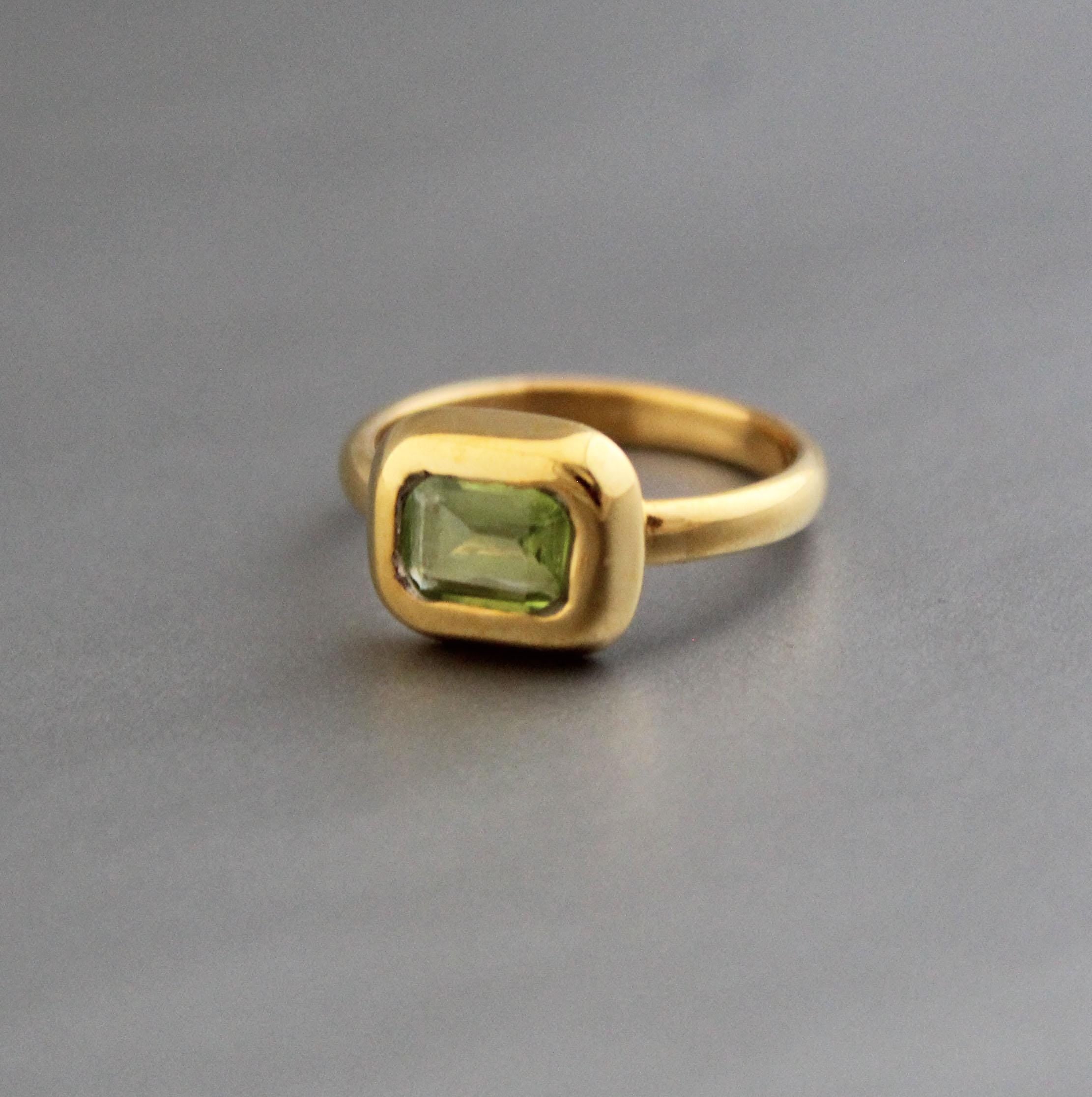 Handmade Peridot Ring, August Birthstone, 18K Yellow Gold Fill, peridot gifted ring, dainty peridot ring