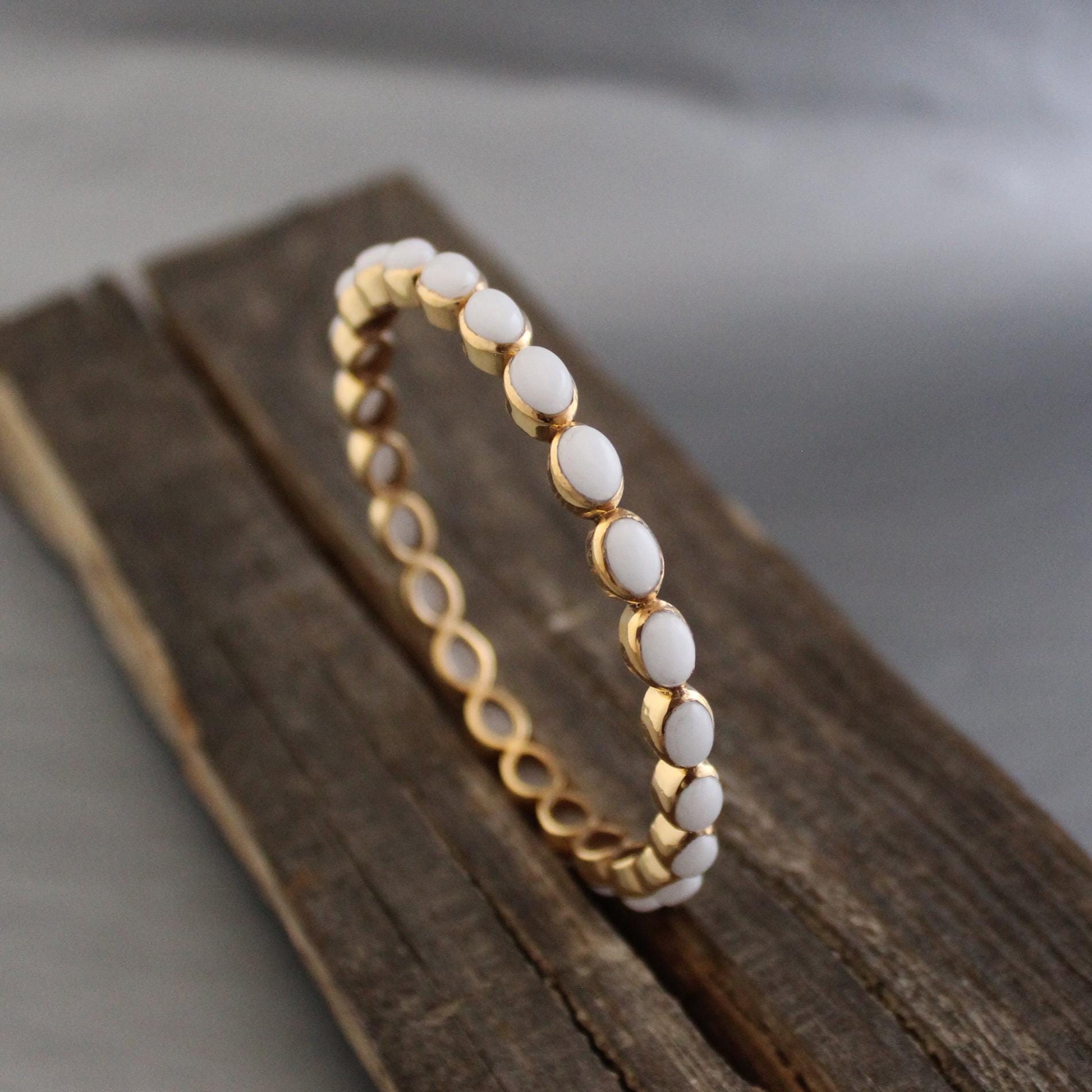 White Agate Bracelet, 14K Gold, Bridal Jewelry Gift, Gift For Her, Healing Crystal Jewelry, Birthday Gift