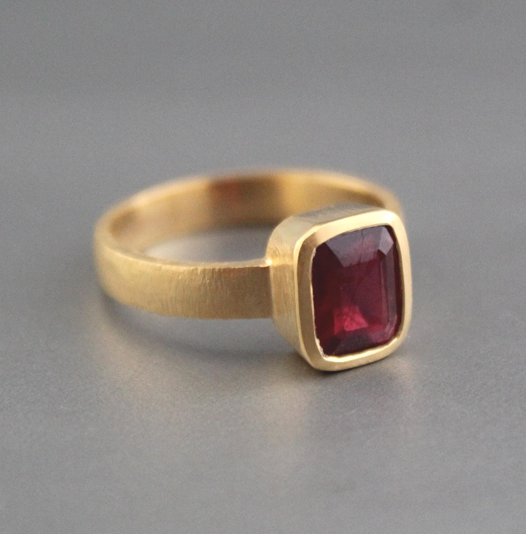 Natural Ruby Ring: Handmade 18K Gold Solitaire, Bohemian Statement Ring, Red Gemstone Ring, July Birthstone Jewelry