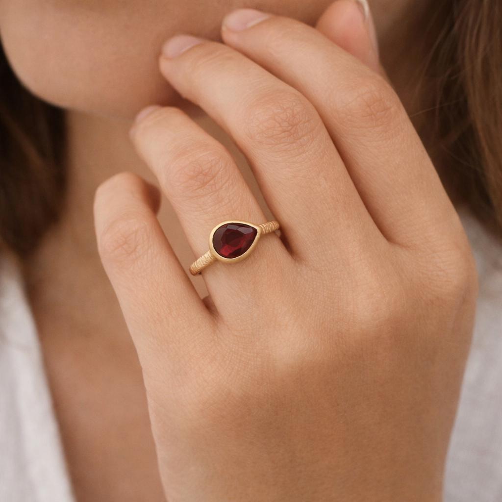Garnet Ring, Teardrop Gemstone, 18K Gold Filled, Handmade Ring, Wedding Jewelry, White Rainbow, Gift Ring, January Birthstone