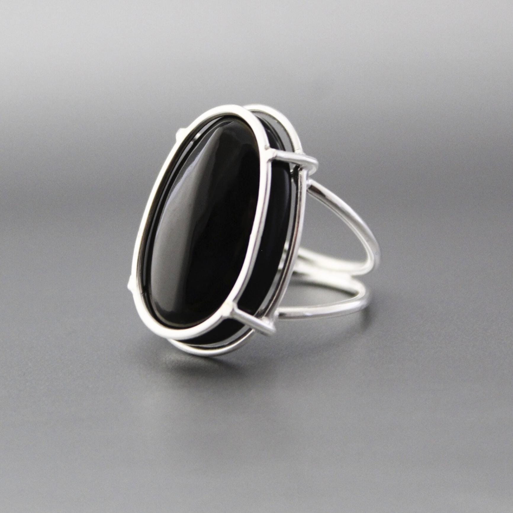 Oval Black Onyx Ring, Natural Black Gemstone, Handmade Mothers Day Gift, Proposal Gift, 925 sterling silver