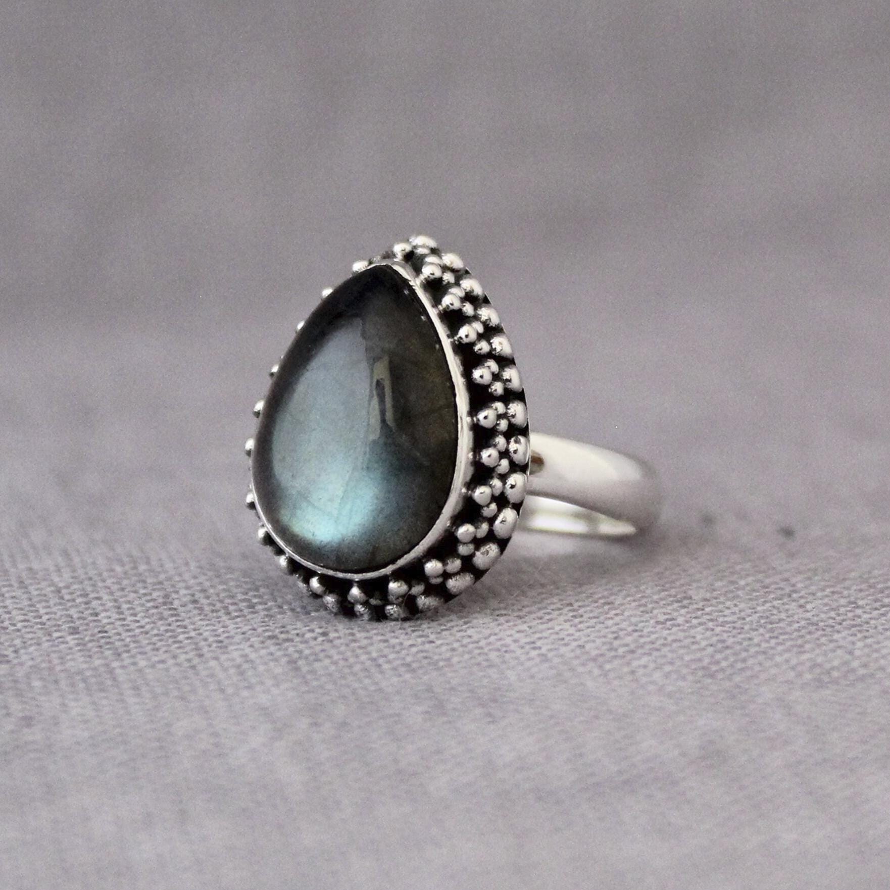 Labradorite Ring, Statement Ring, Handmade Ring, gemstone jewelry, unique ring, sterling ring, ring for women, engagement rings, JEWELRY