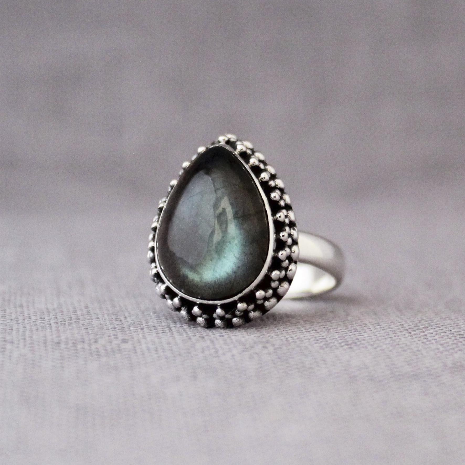 Labradorite Ring, Statement Ring, Handmade Ring, gemstone jewelry, unique ring, sterling ring, ring for women, engagement rings, JEWELRY