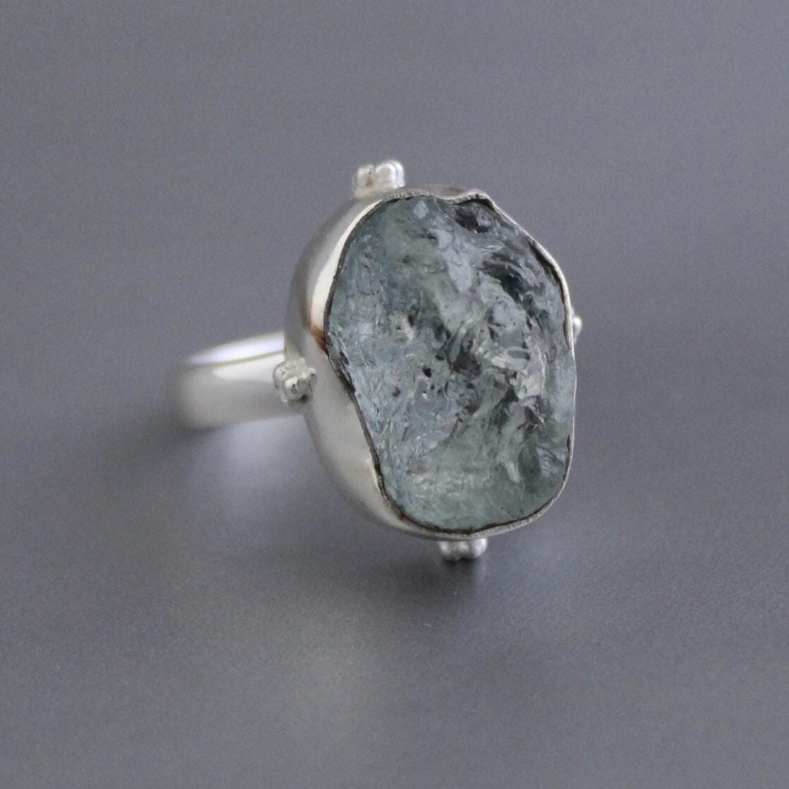 Raw Aquamarine Ring, March Birthstone 925 Sterling Silver Healing Crystal, Handmade Asymmetric Design with Crystal