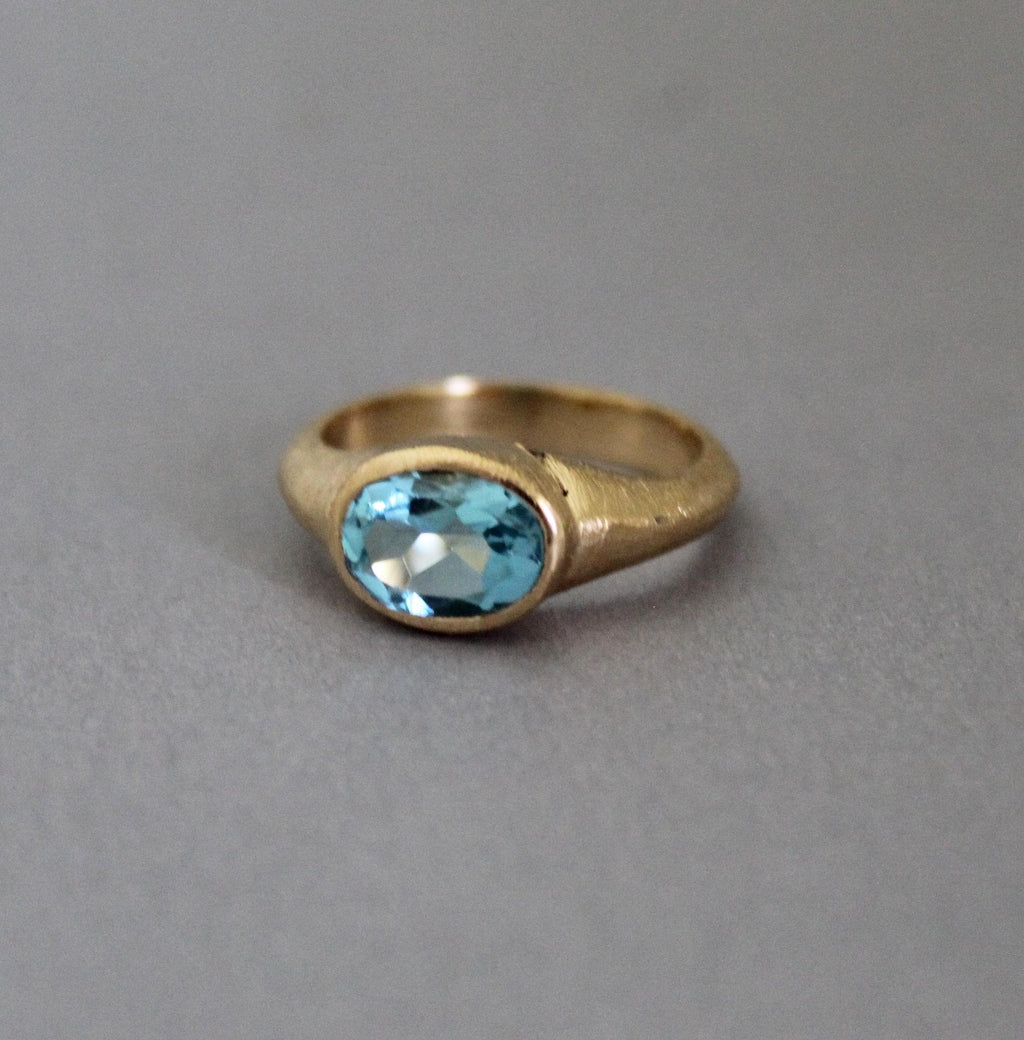 Natural Aquamarine Ring, Solitaire Ring, March Birthstone Ring, dainty promise ring, Blue Gemstone Ring, Engagement ring, Wedding Gifts