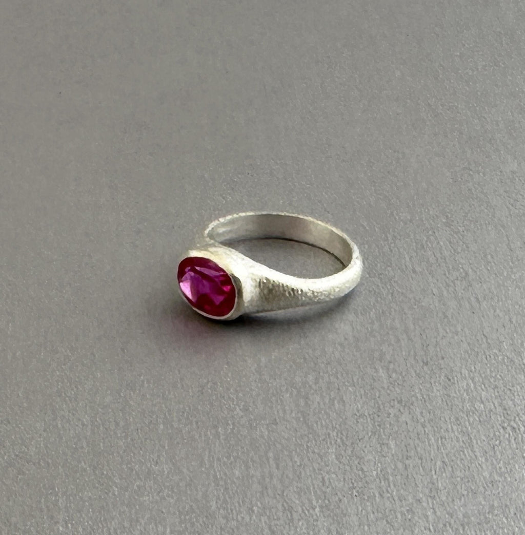 Oval Pink Tourmaline Ring, Oval Gemstone Signet Ring, October Birthstone Jewelry, 925 Sterling Silver Dainty Ring Gift Women, Engagement