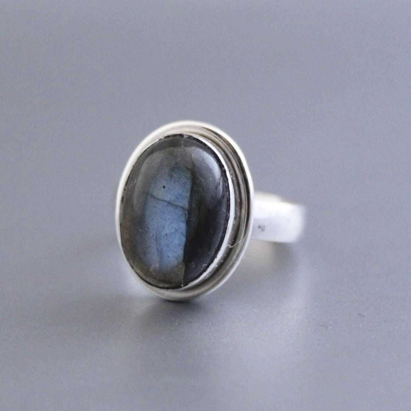 Labradorite ring, 925 Sterling Silver, Handmade Boho Statement Ring, Blue Flash Stone Ring, Gift fro Mom