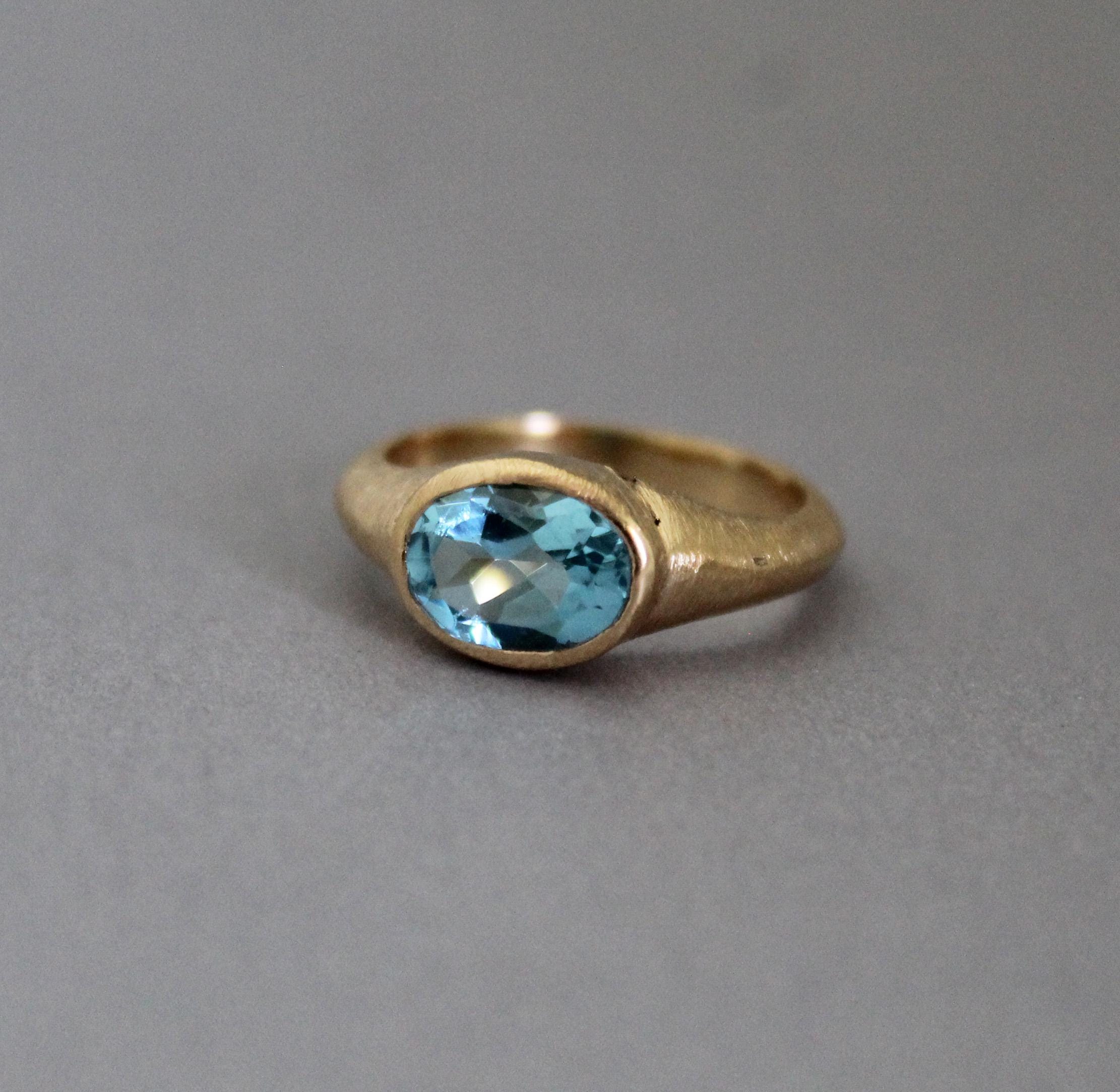 Natural Aquamarine Ring, Solitaire Ring, March Birthstone Ring, dainty promise ring, Blue Gemstone Ring, Engagement ring, Wedding Gifts